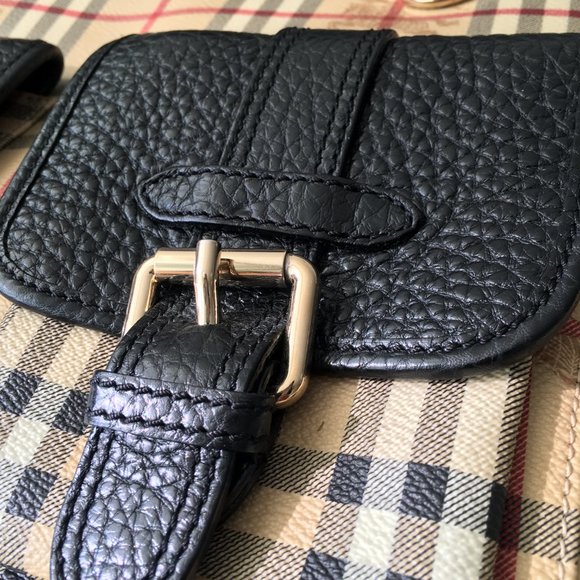 Vintage BEIGE HAYMARKET CHECK POCKET TOTE - Picture 8 of 14